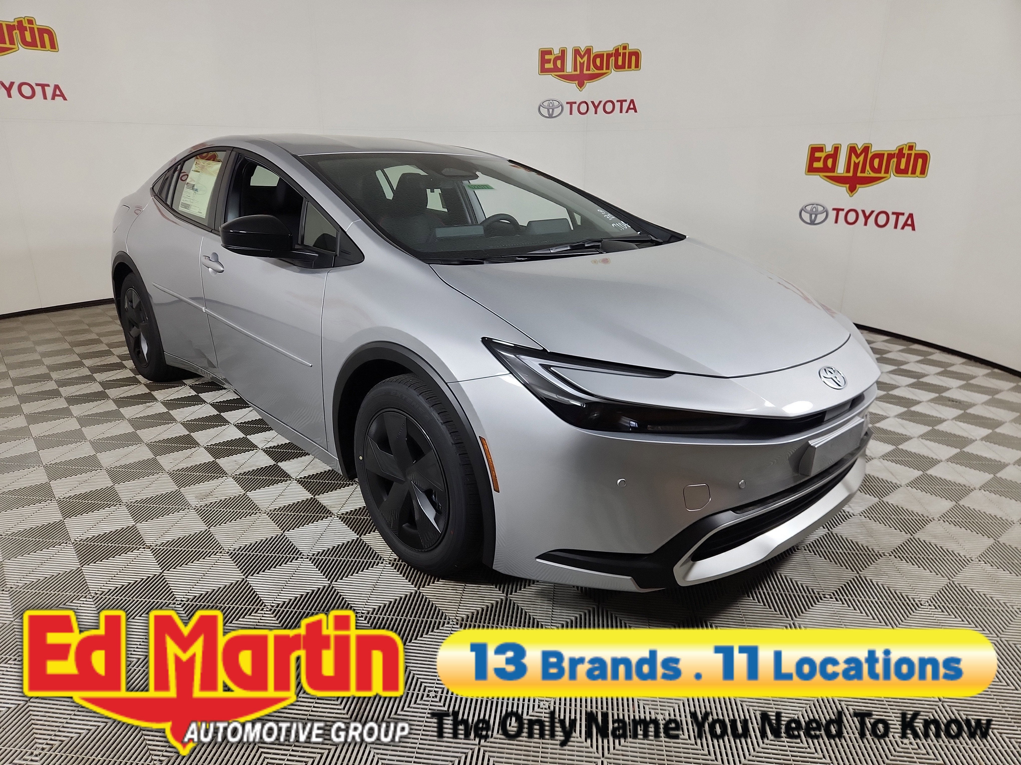 2026 Toyota Prius Plug-in Hybrid SE