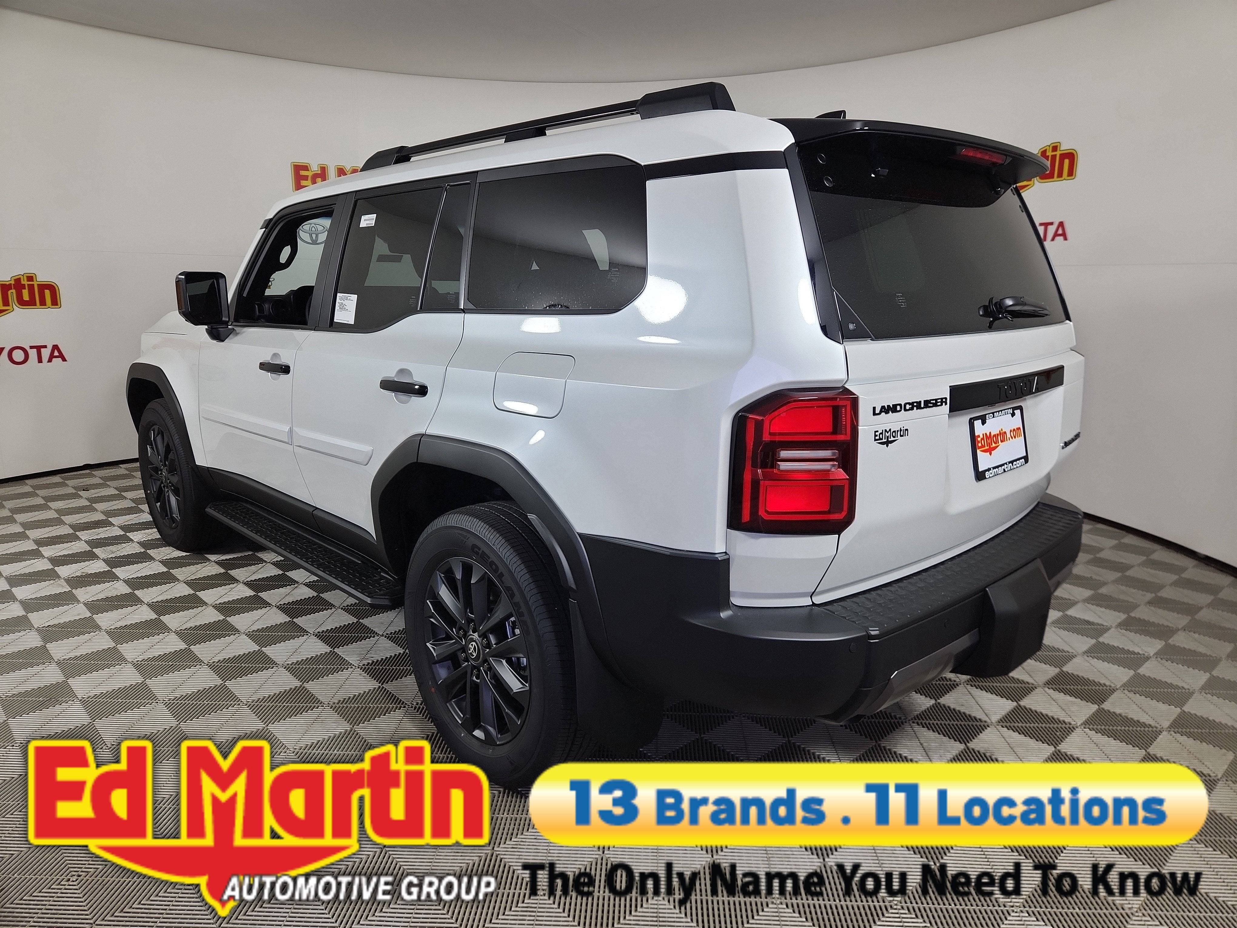 2026 Toyota Land Cruiser 4DR 4WD