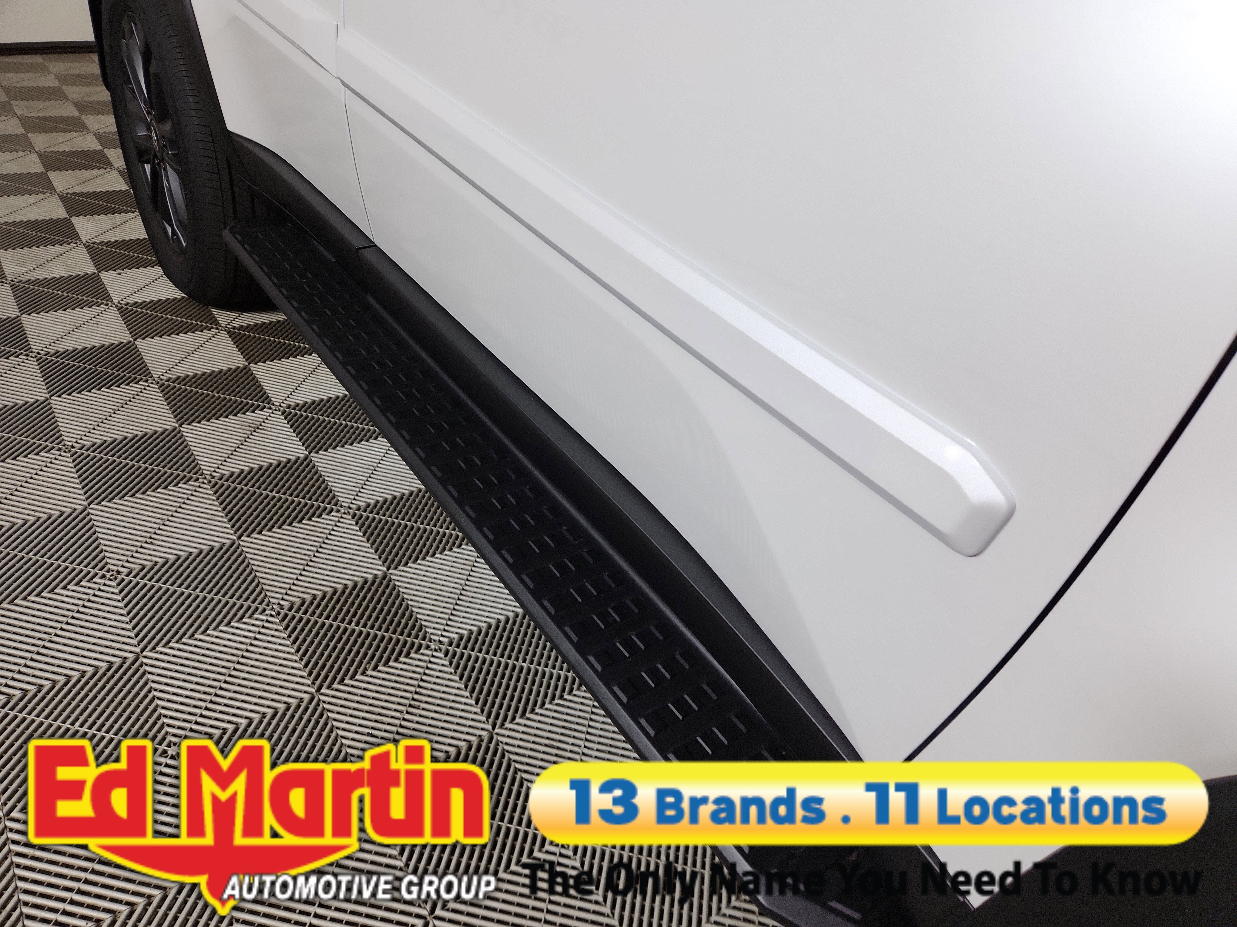 2026 Toyota Land Cruiser 4DR 4WD