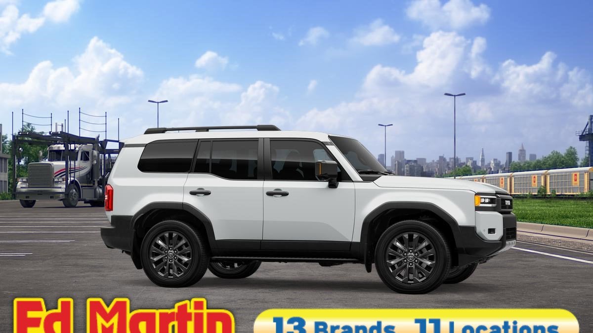 2026 Toyota Land Cruiser 4DR 4WD