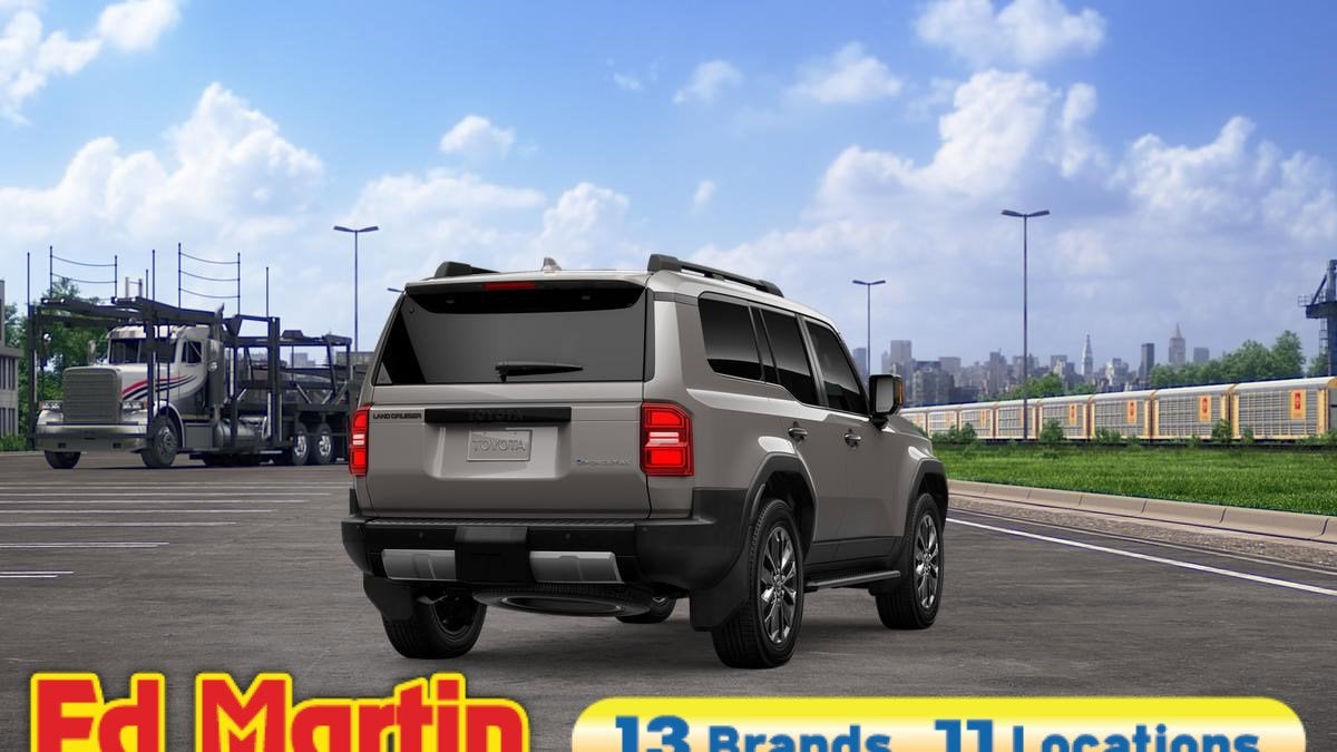 2026 Toyota Land Cruiser 4DR 4WD