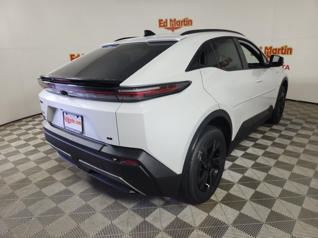 2026 Toyota C-HR SE