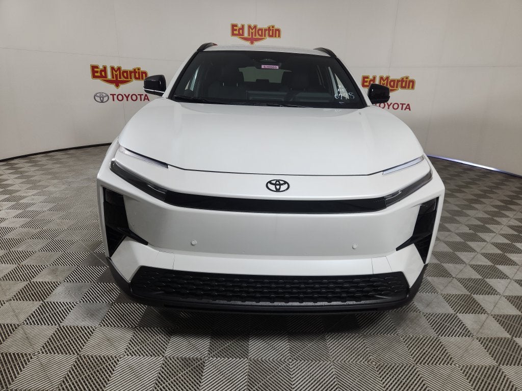 2026 Toyota C-HR SE