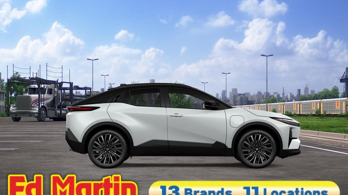 2026 Toyota C-HR XSE