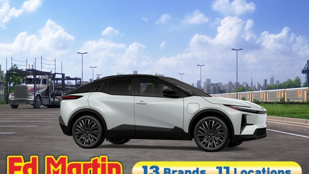 2026 Toyota C-HR XSE