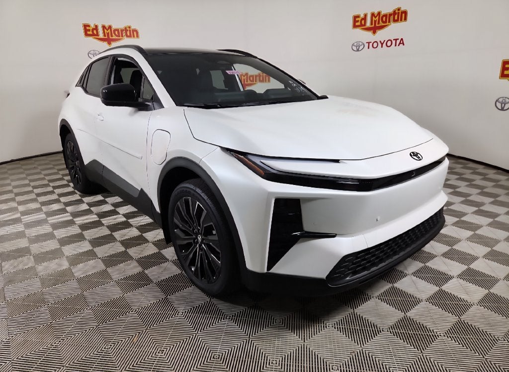 2026 Toyota C-HR XSE