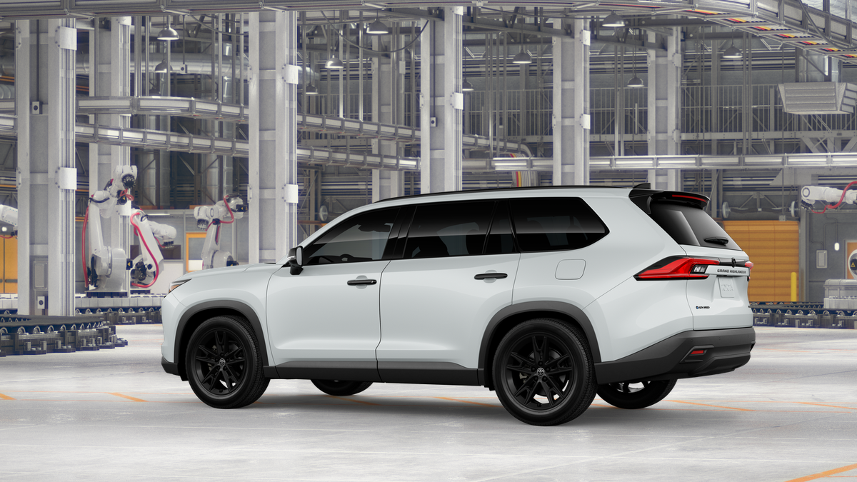 2026 Toyota Grand Highlander Hybrid Hybrid Nightshade