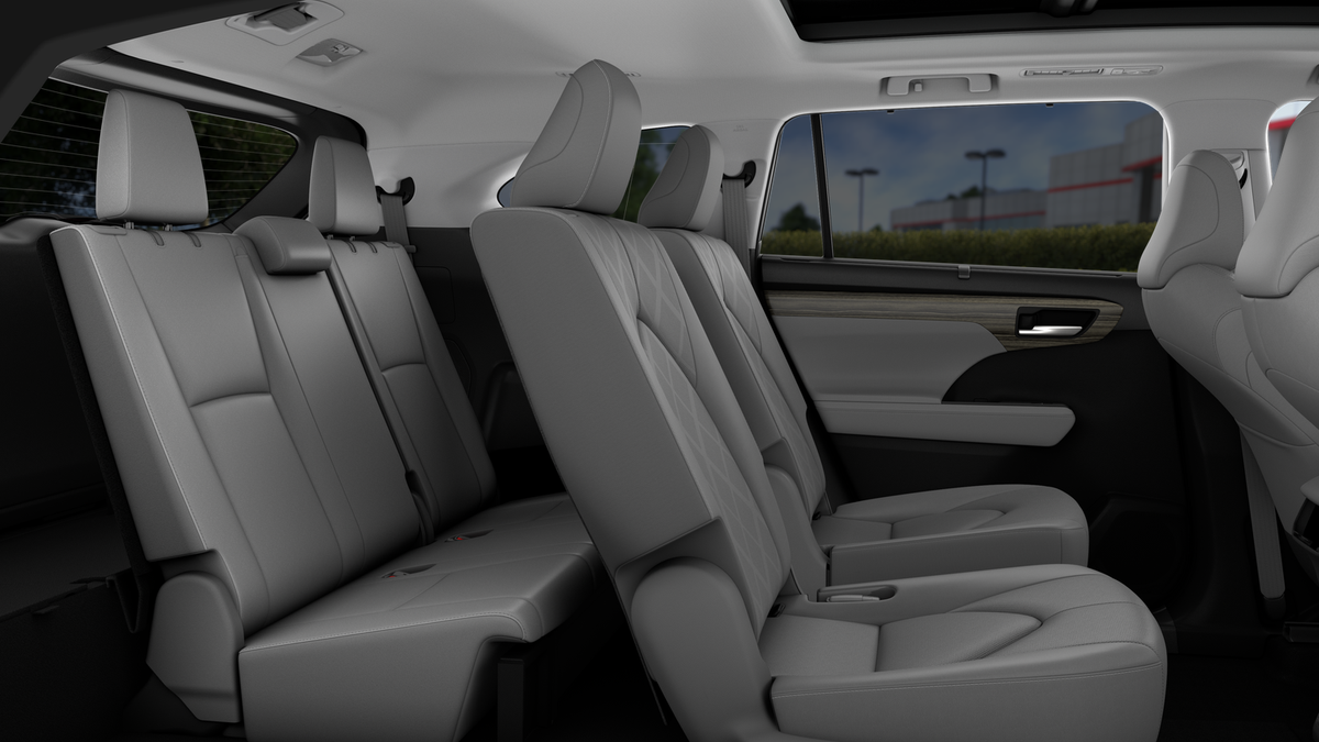 2026 Toyota Highlander Platinum