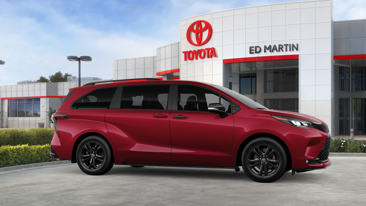 2026 Toyota Sienna XSE