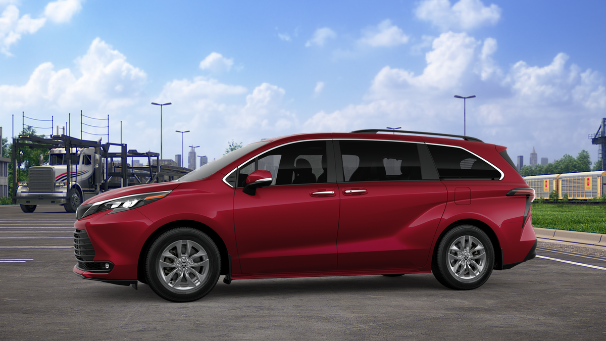 2026 Toyota Sienna XLE