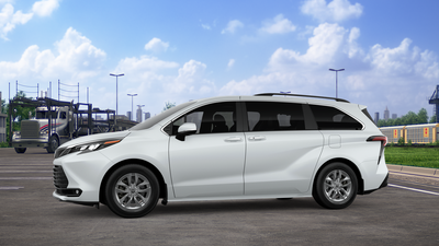 2026 Toyota Sienna XLE