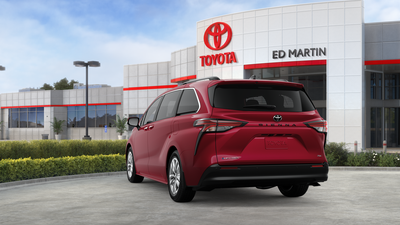 2026 Toyota Sienna XLE
