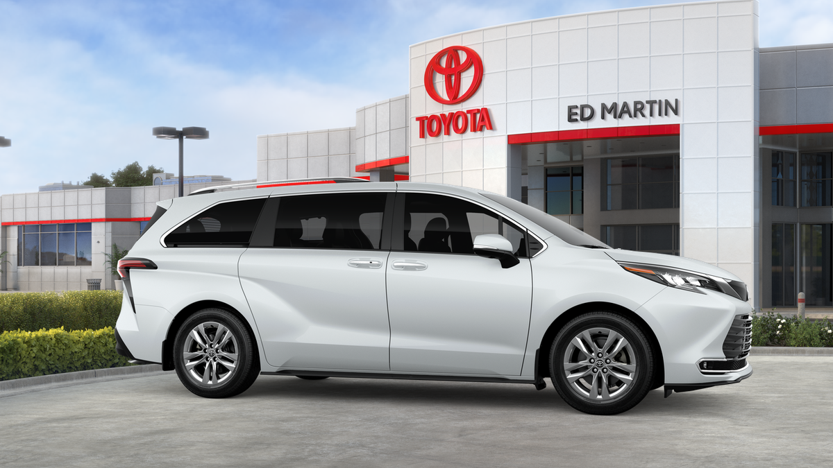 2026 Toyota Sienna Limited
