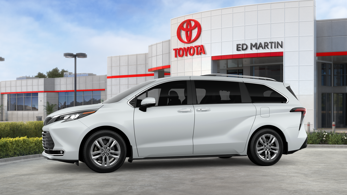 2026 Toyota Sienna Limited