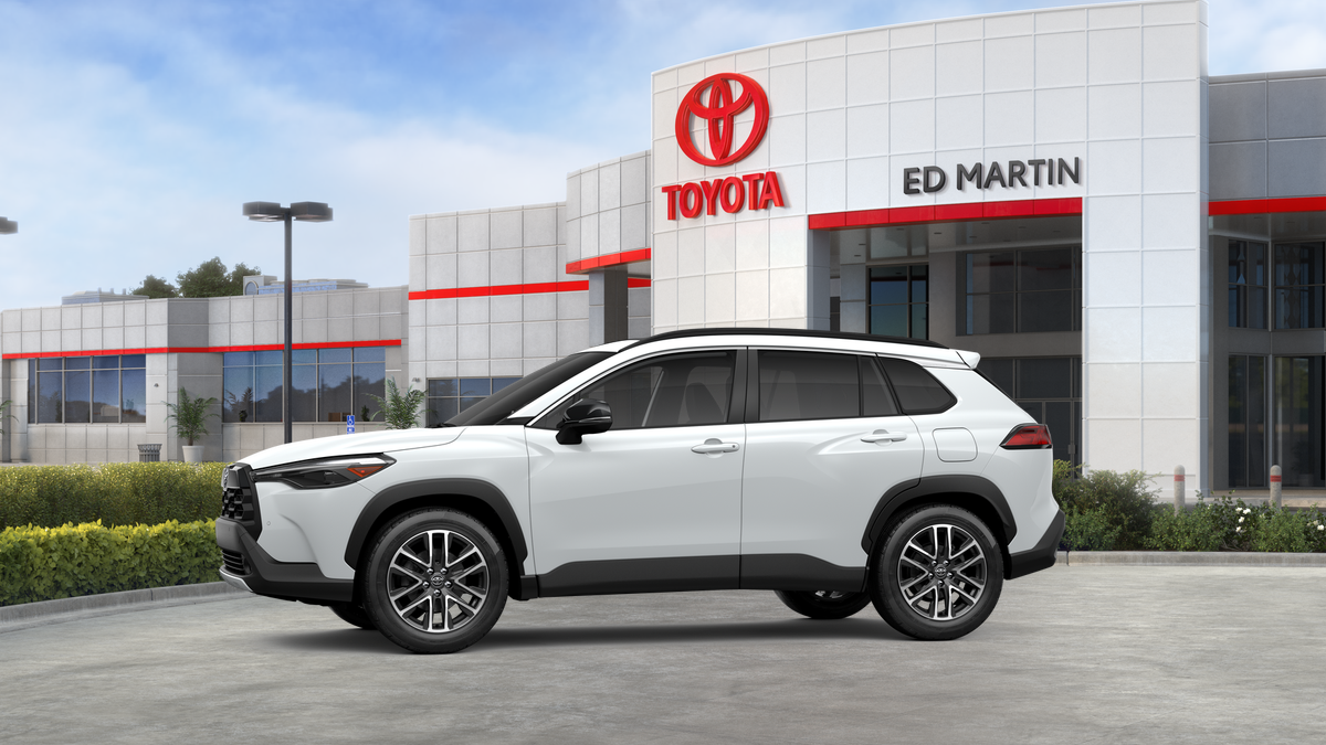 2026 Toyota Corolla Cross XLE