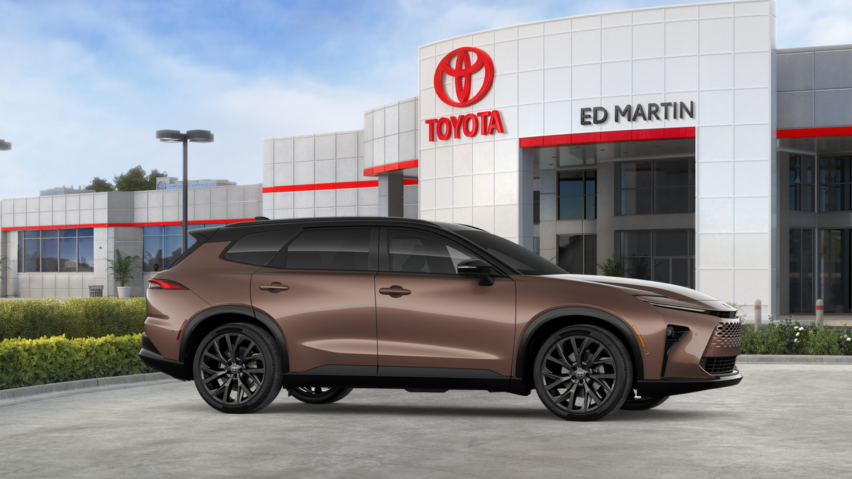 2026 Toyota Toyota Crown Signia Limited