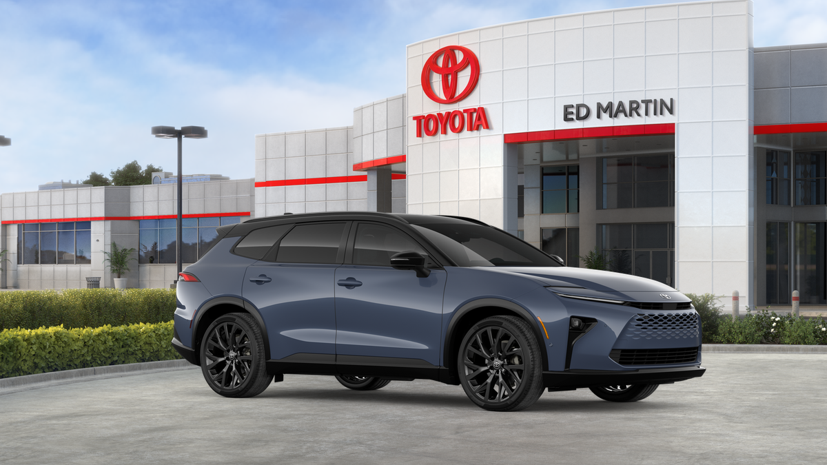 2026 Toyota Toyota Crown Signia Limited