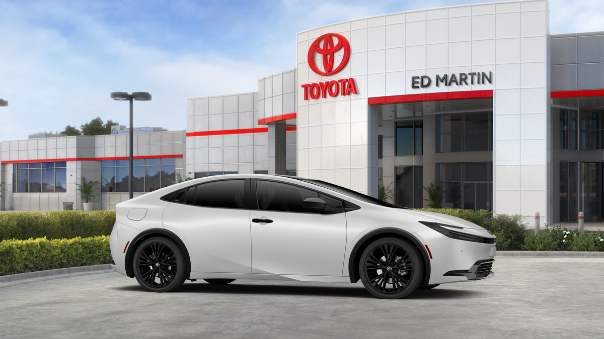 2027 Toyota Prius Plug-in Hybrid Nightshade