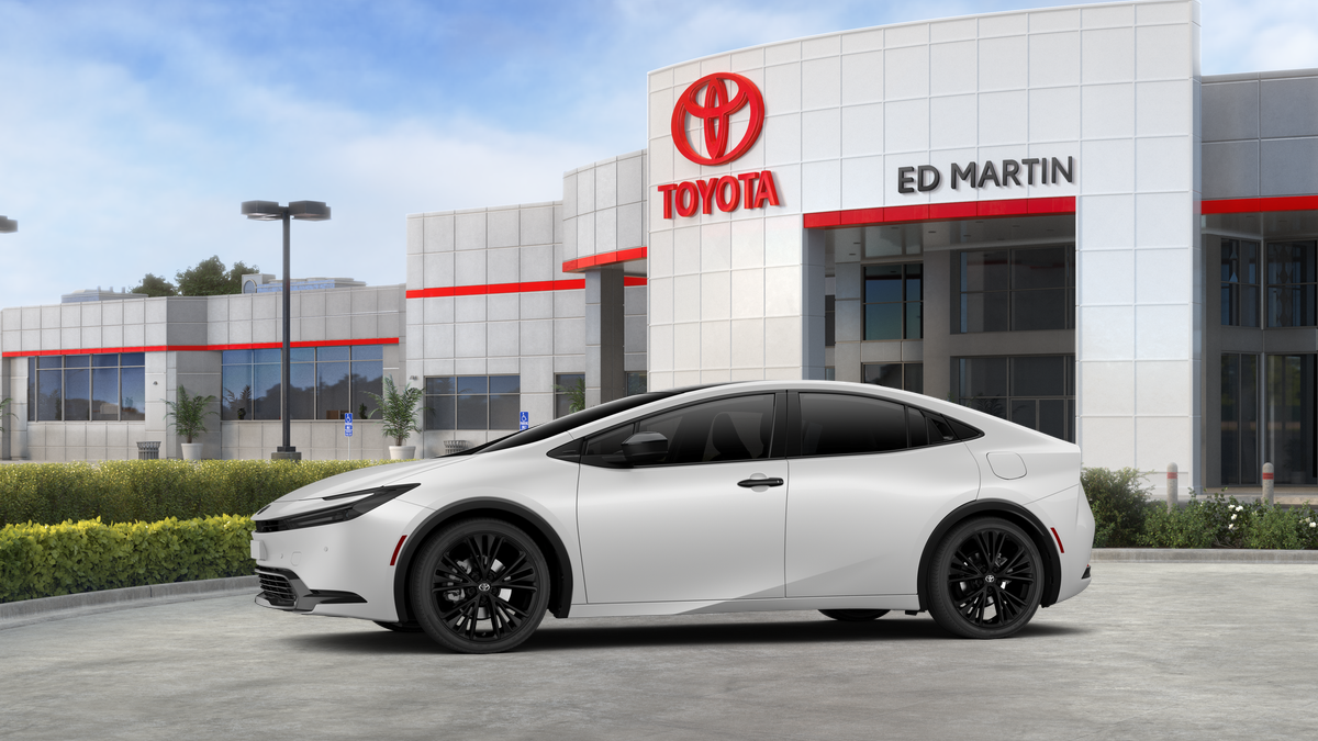 2027 Toyota Prius Plug-in Hybrid Nightshade