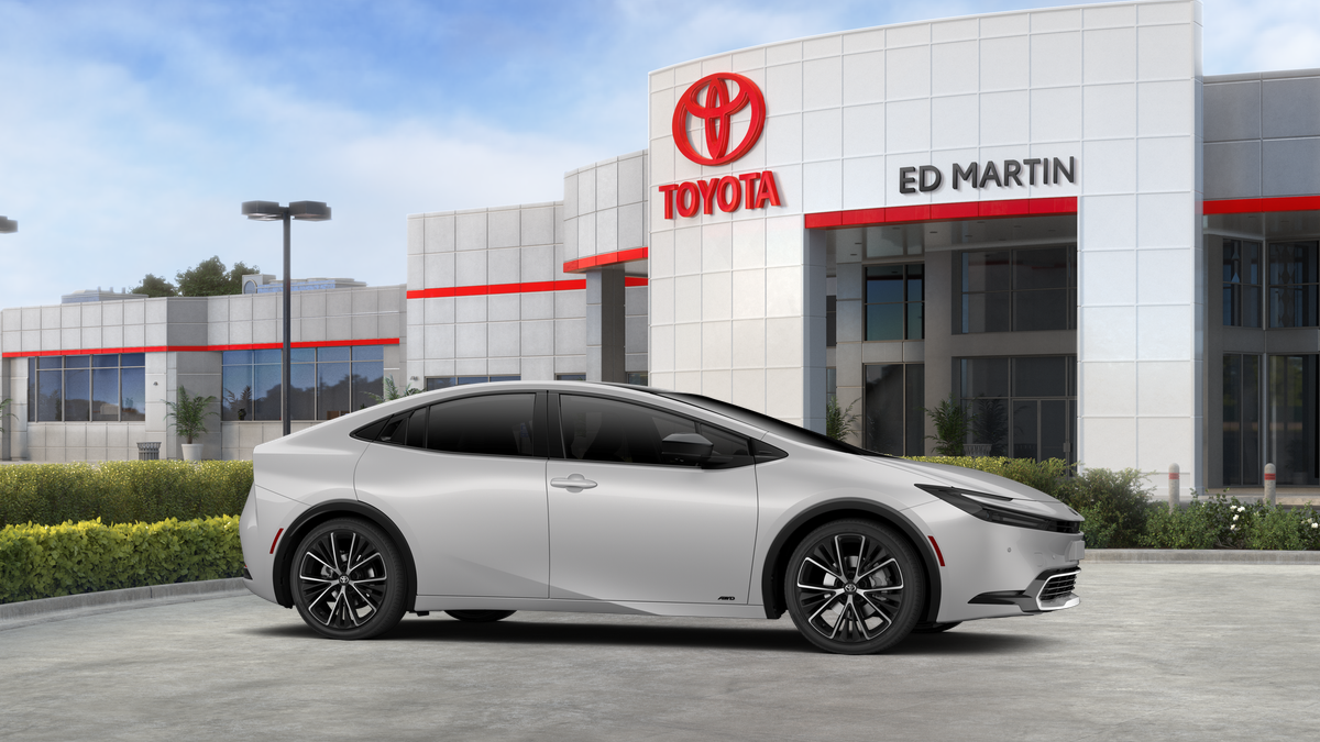 2027 Toyota Prius Limited AWD