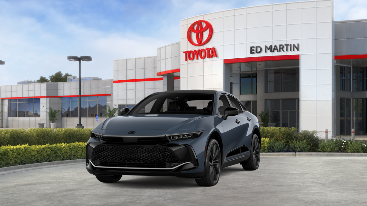 2027 Toyota Toyota Crown Nightshade