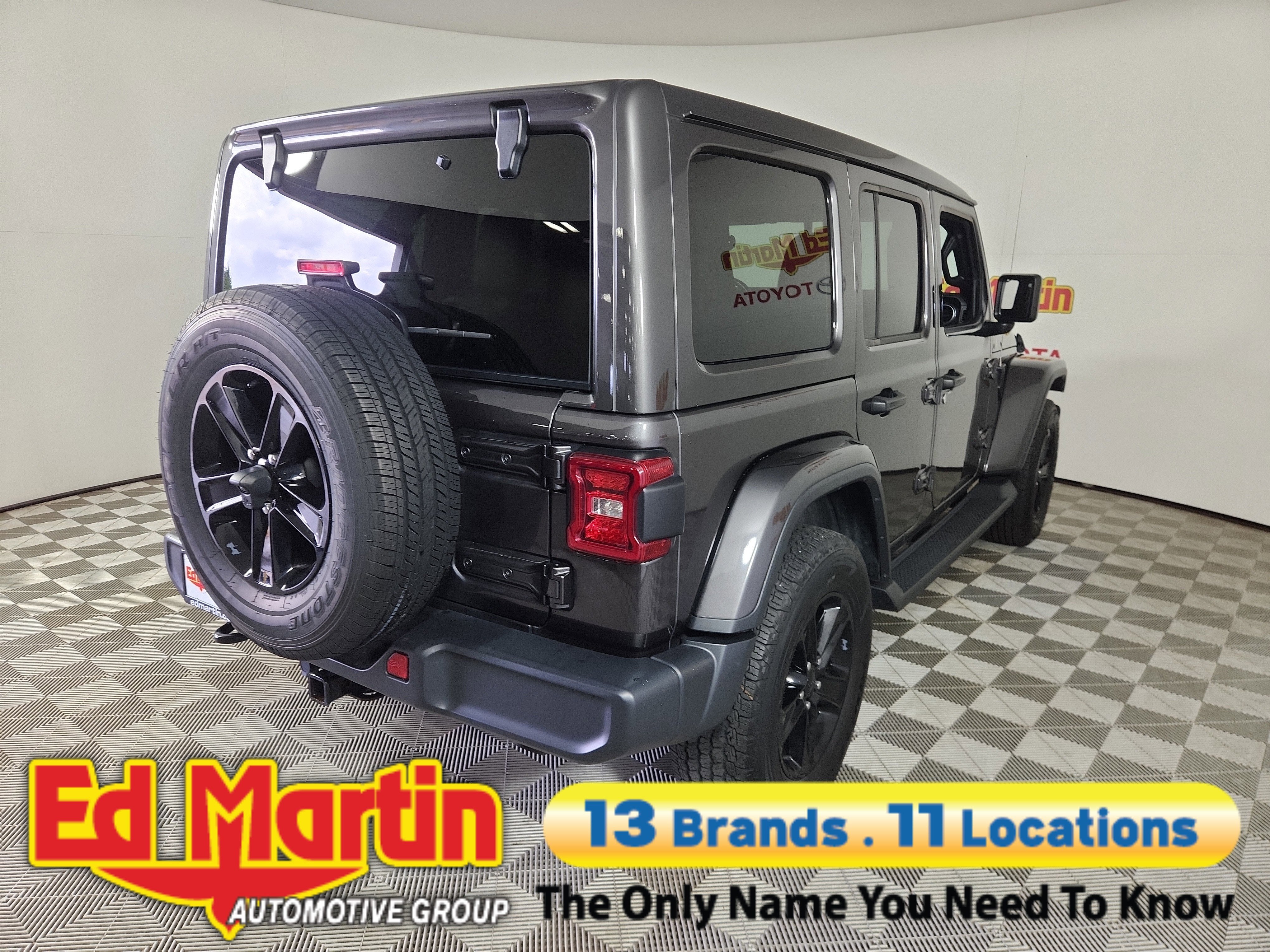 2020 Jeep Wrangler Unlimited Sahara Altitude