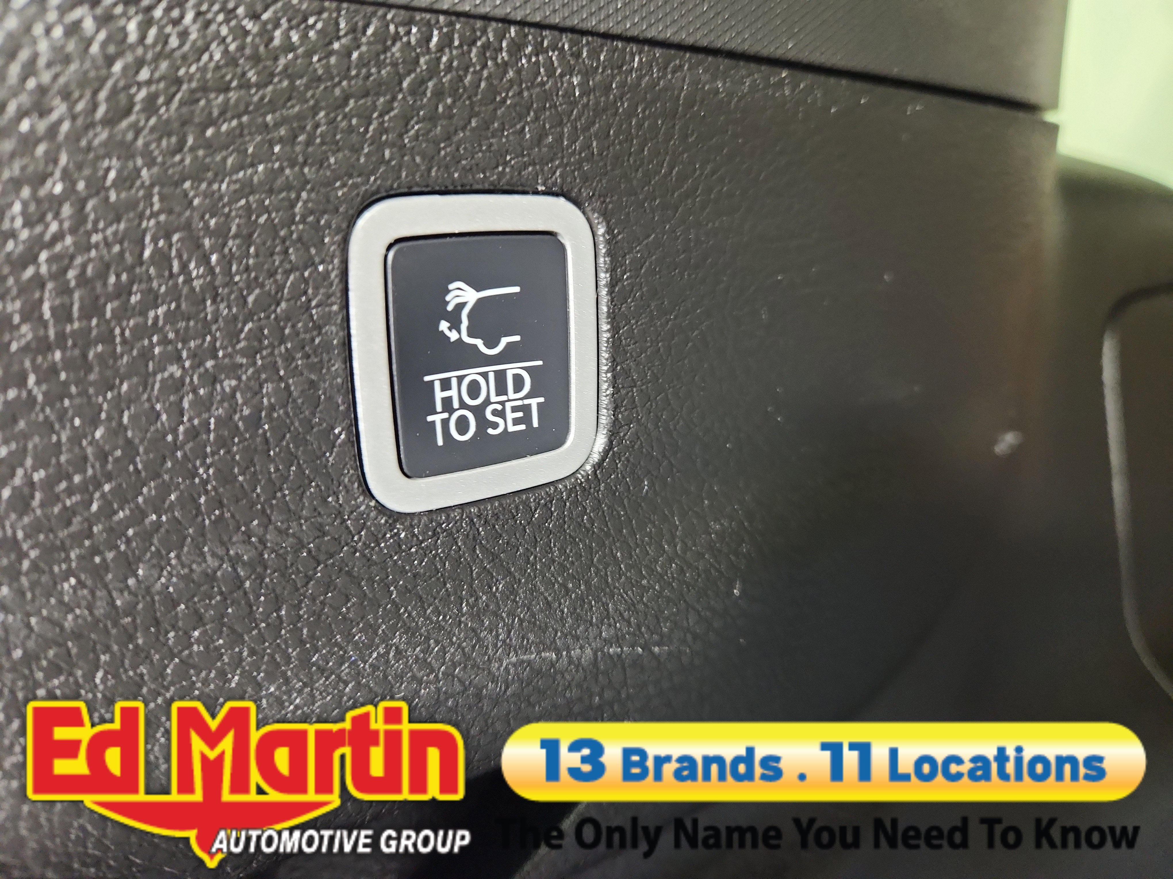 2025 Jeep Grand Wagoneer L Series III Obsidian