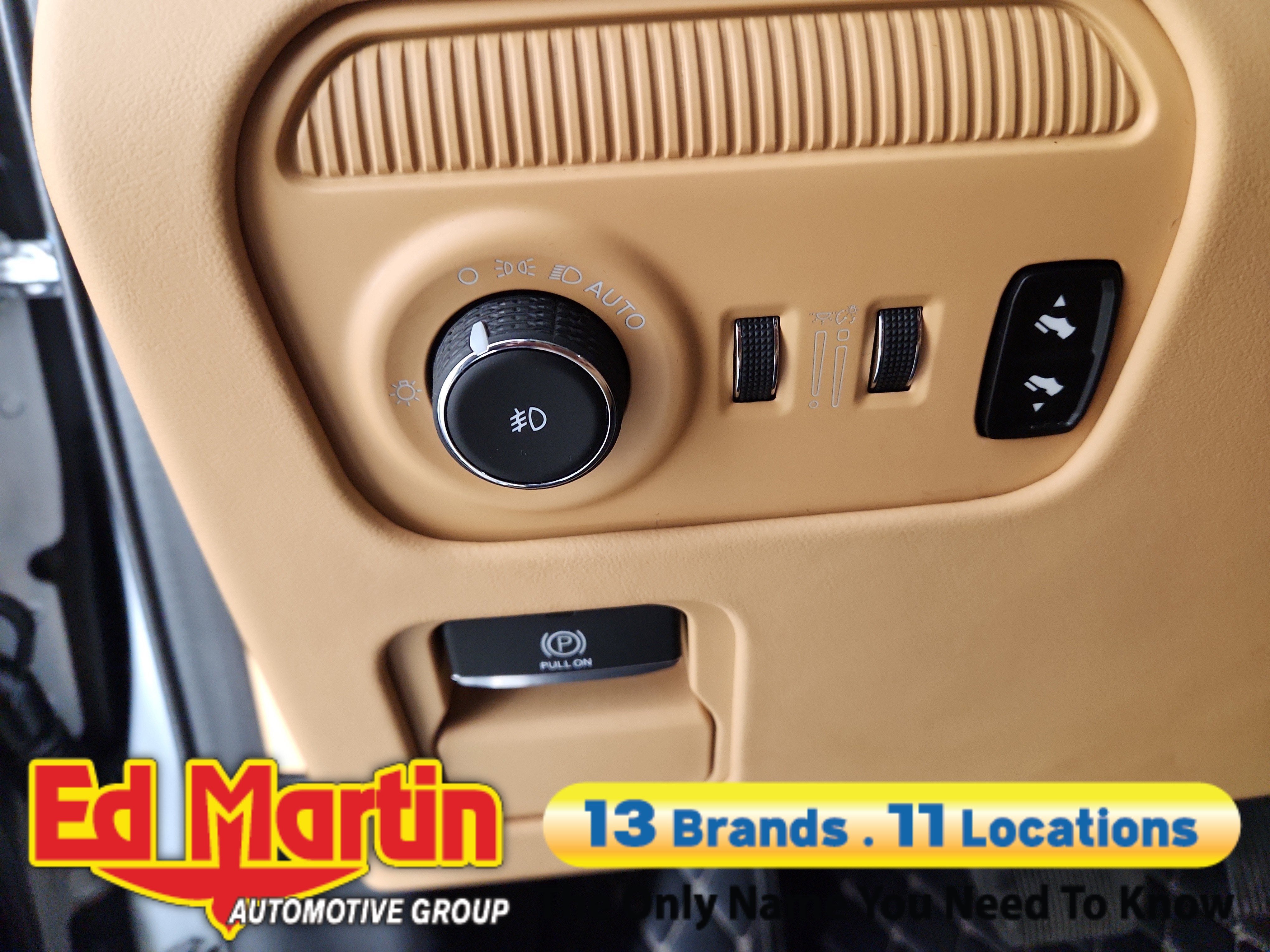 2025 Jeep Grand Wagoneer L Series III Obsidian