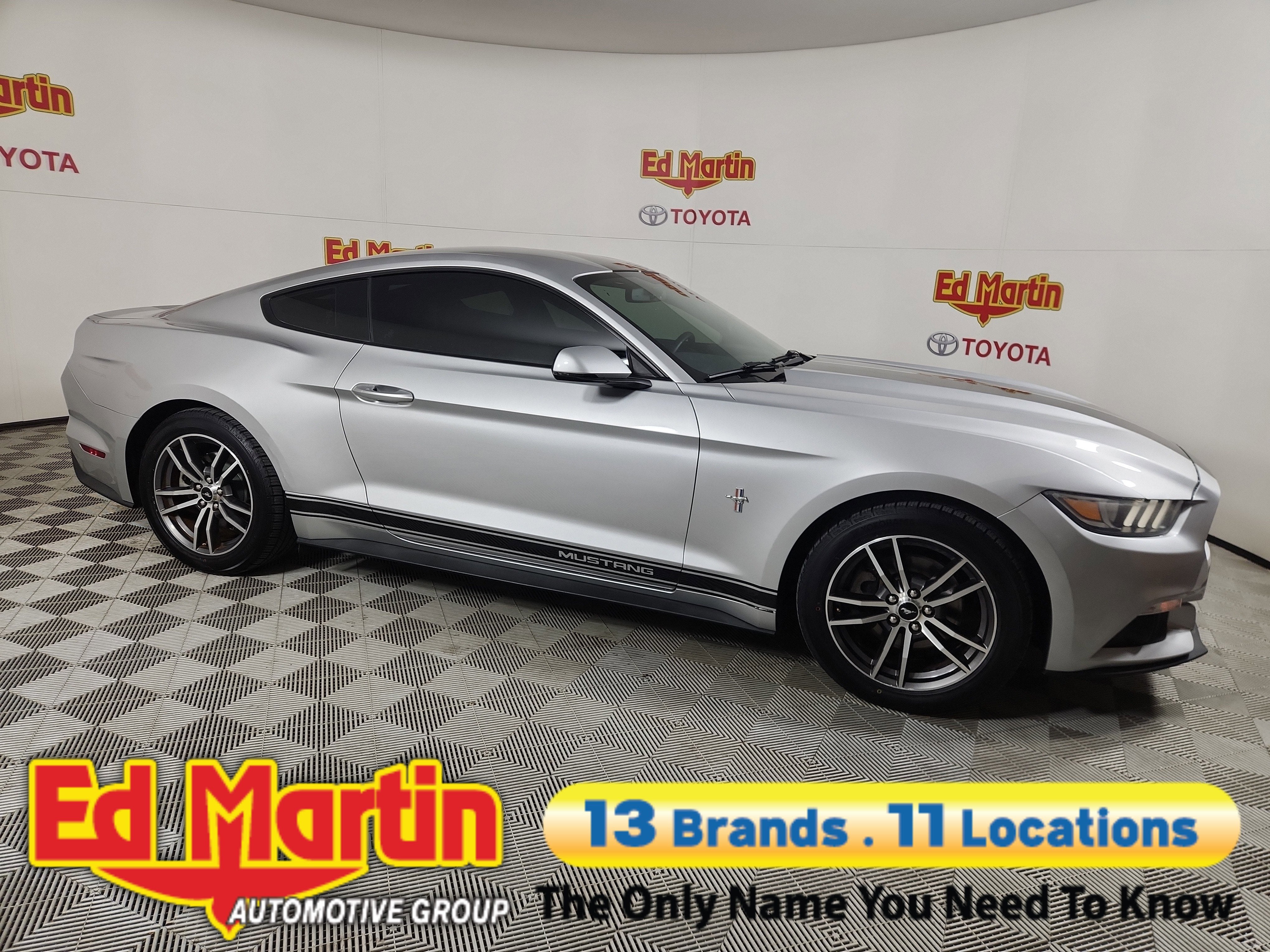 2017 Ford Mustang EcoBoost Premium