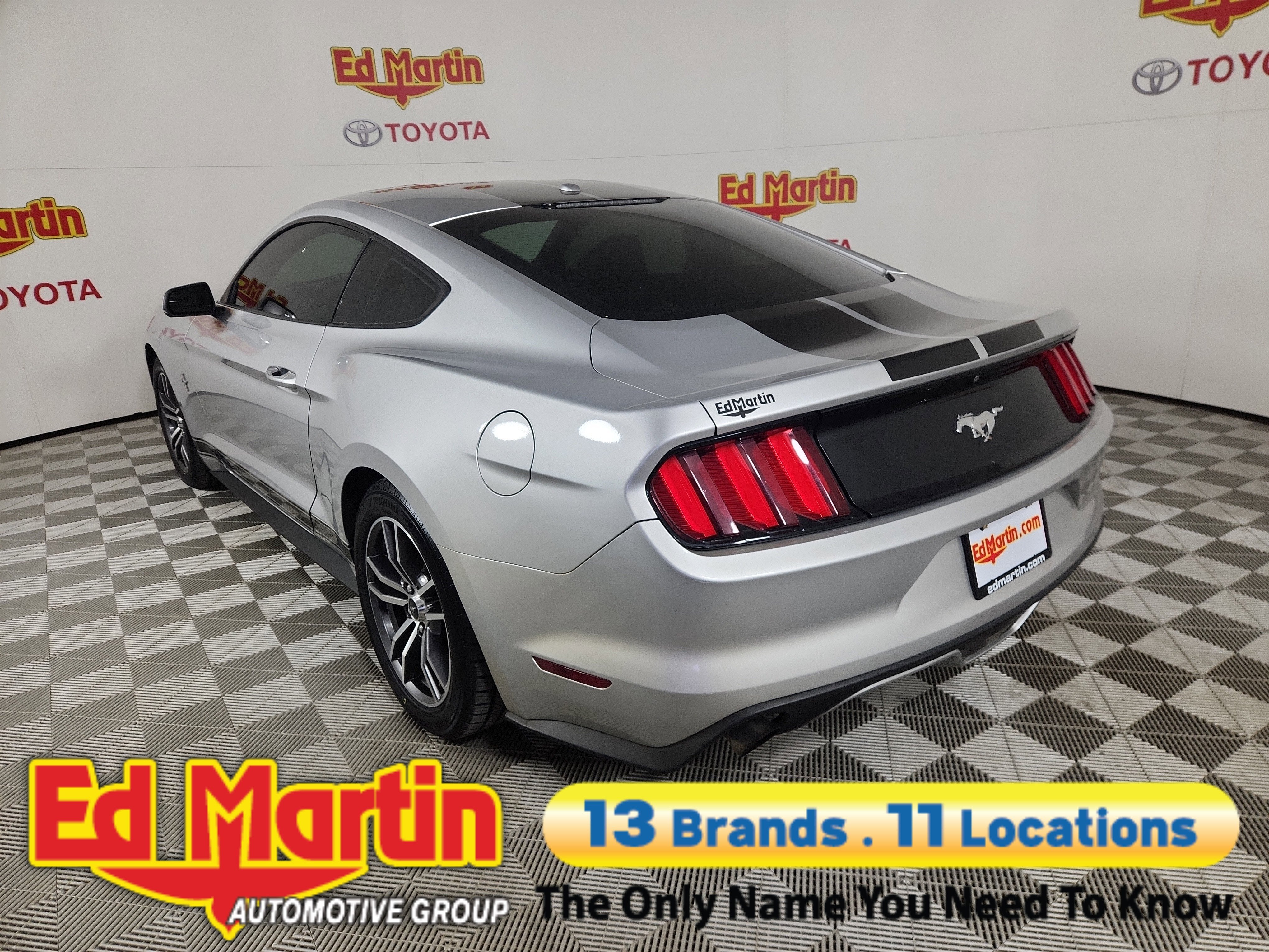 2017 Ford Mustang EcoBoost Premium