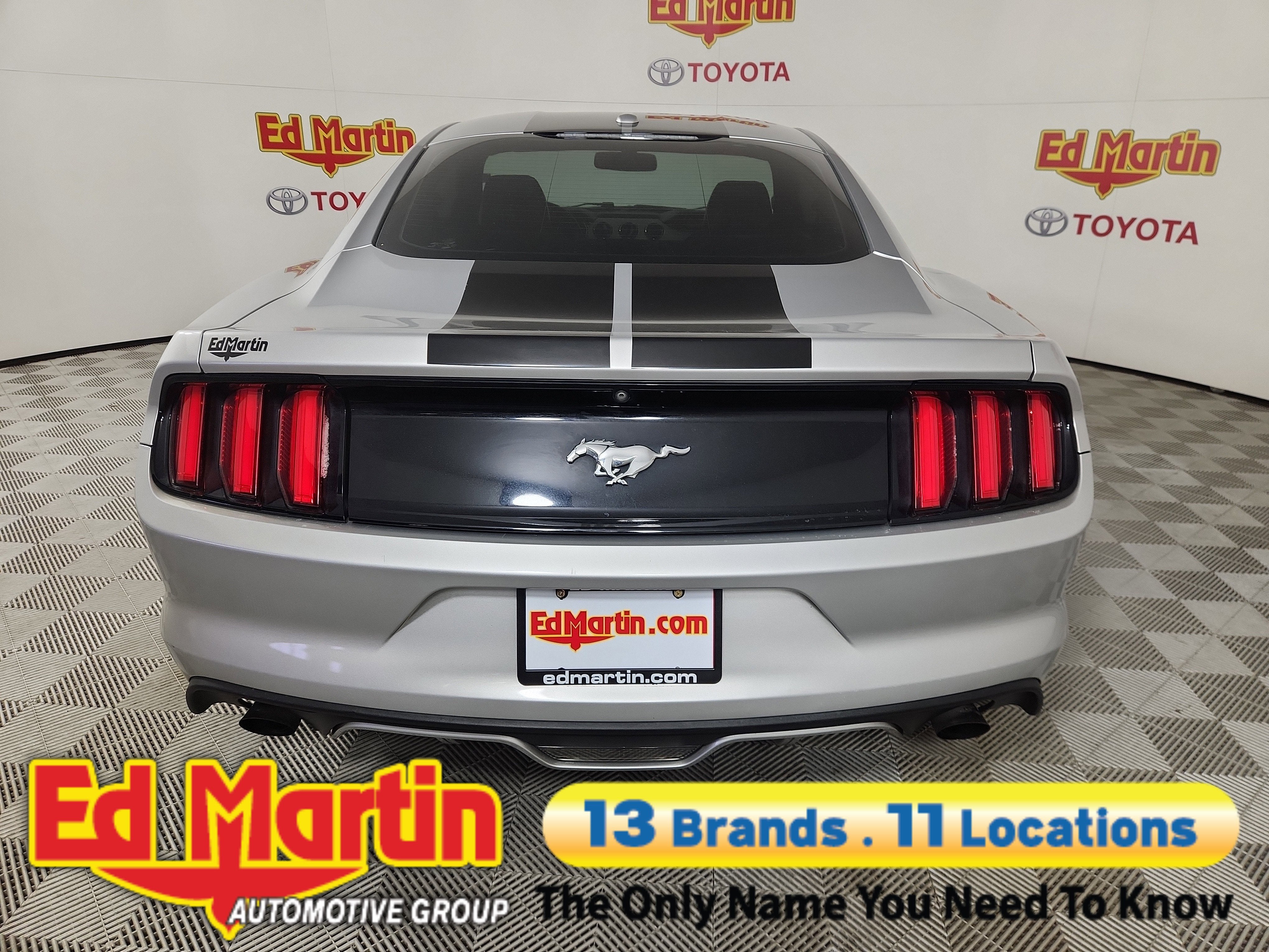 2017 Ford Mustang EcoBoost Premium