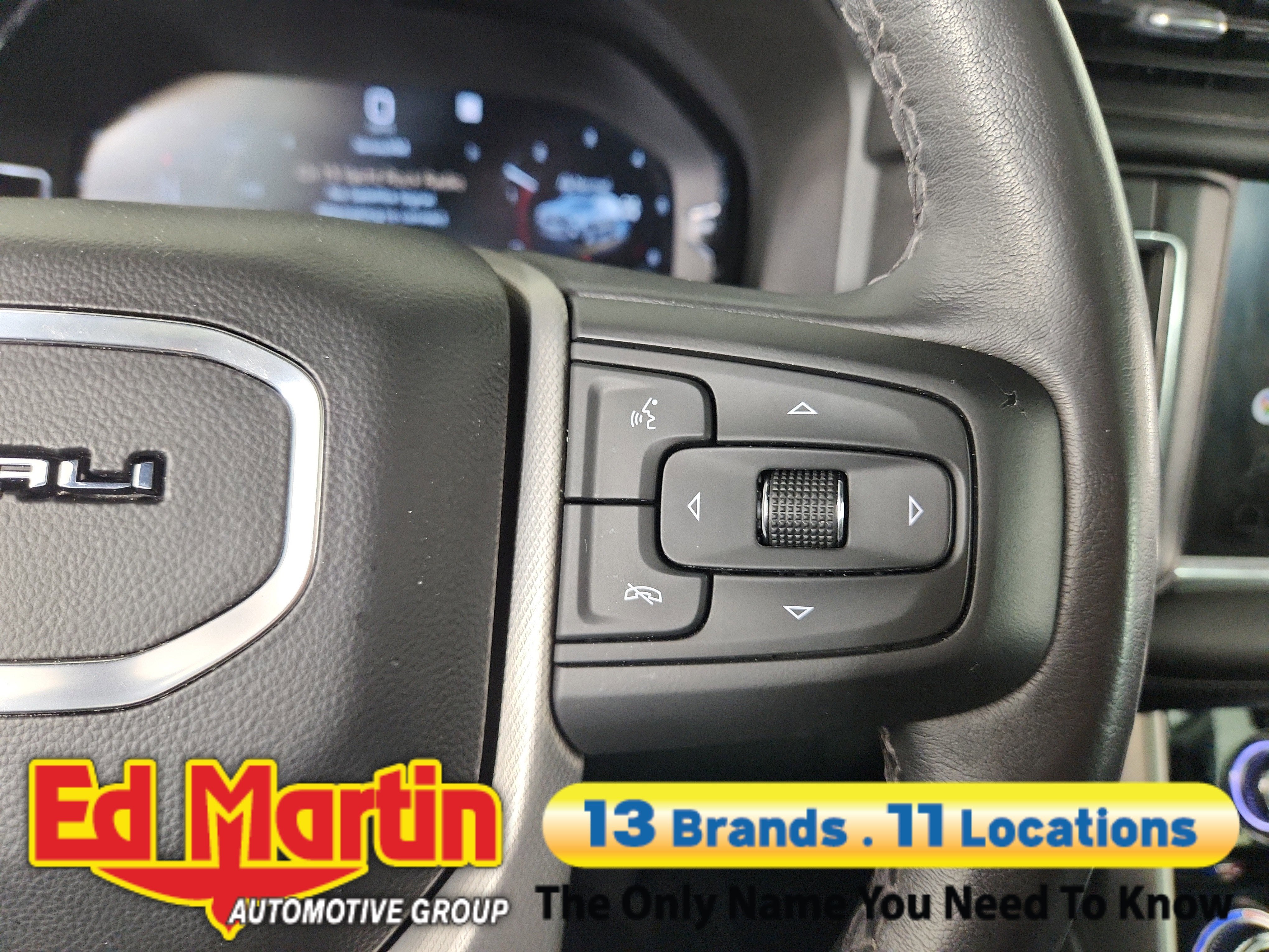 2022 GMC Yukon Denali - Photo 33