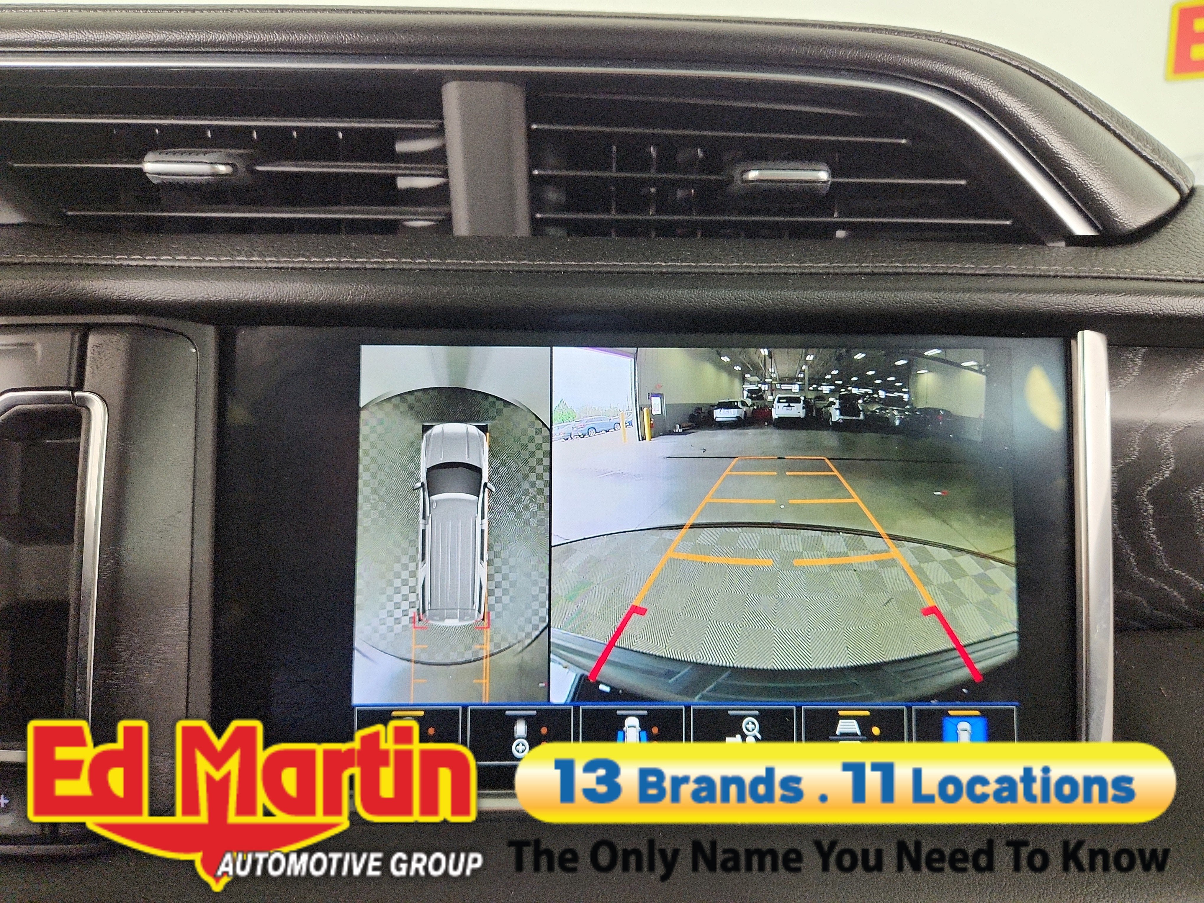 2022 GMC Yukon Denali - Photo 36