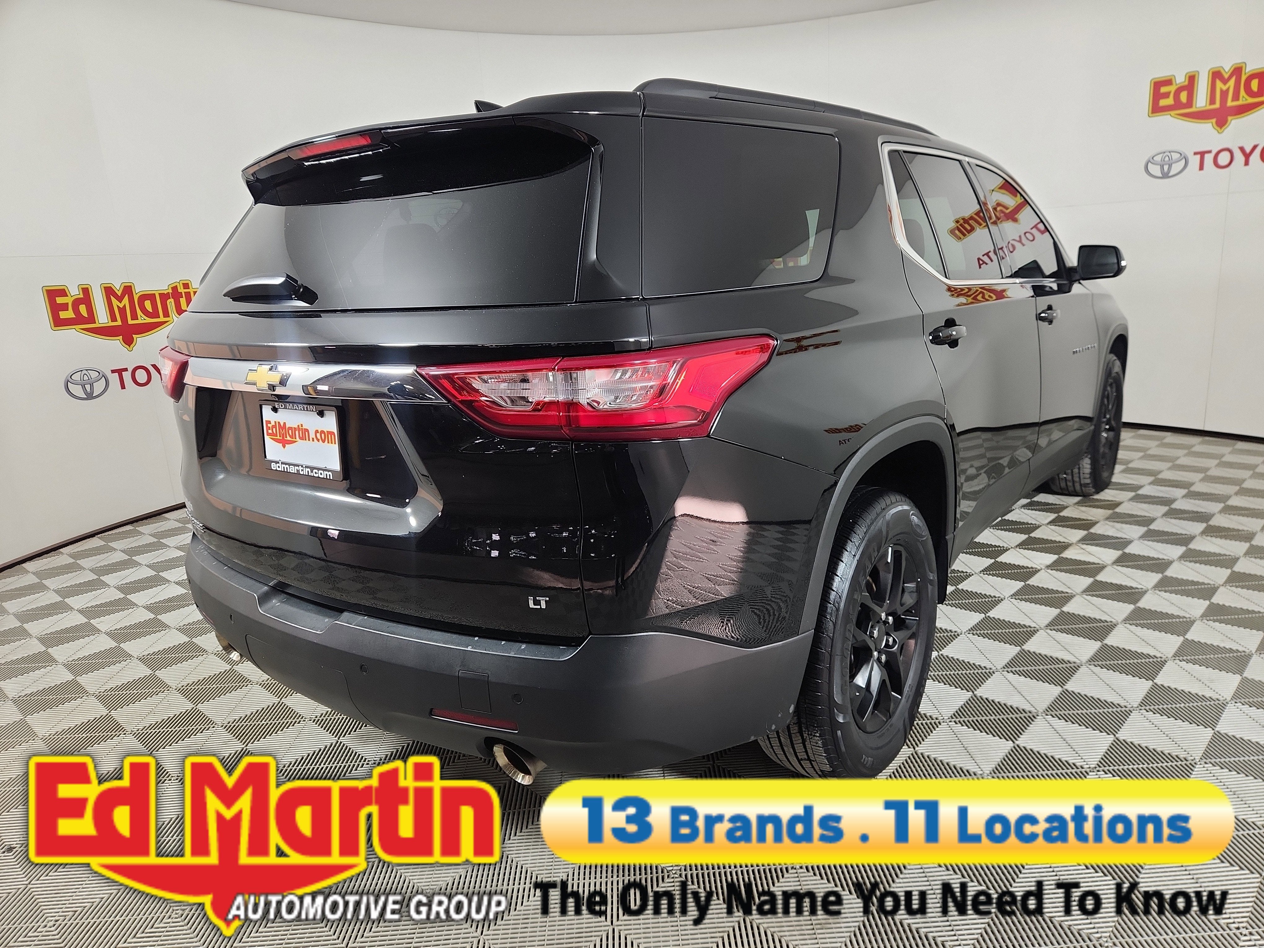 2021 Chevrolet Traverse LT Leather