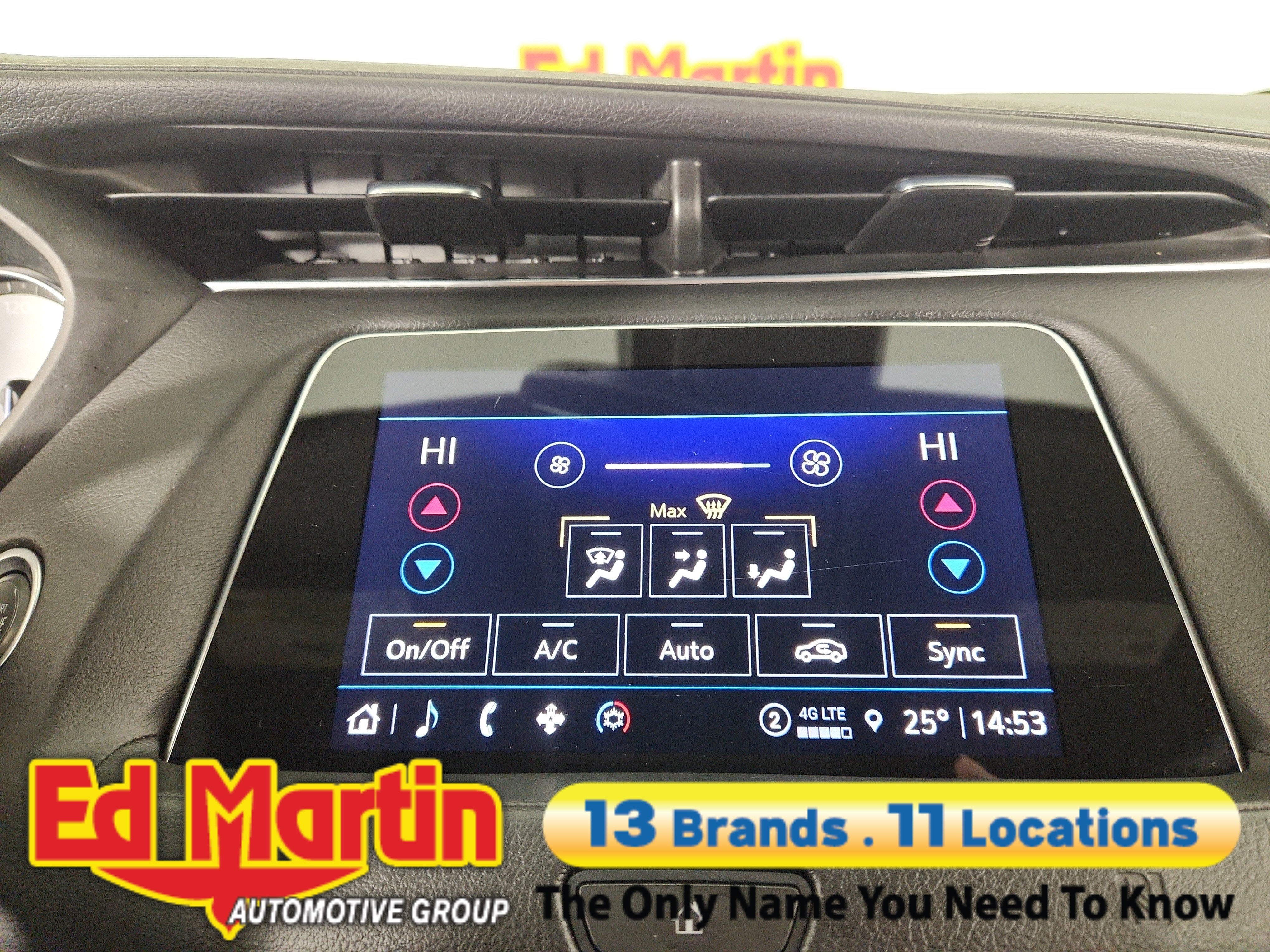 2021 Cadillac XT4 AWD Premium Luxury