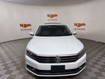 2018 Volkswagen Passat 2.0T SE