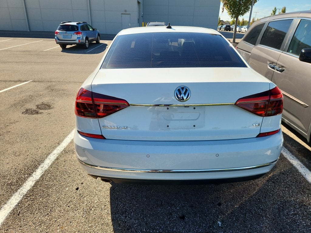 2018 Volkswagen Passat 2.0T SE