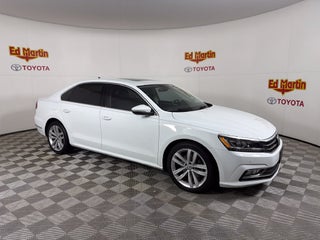2018 Volkswagen Passat 2.0T SE