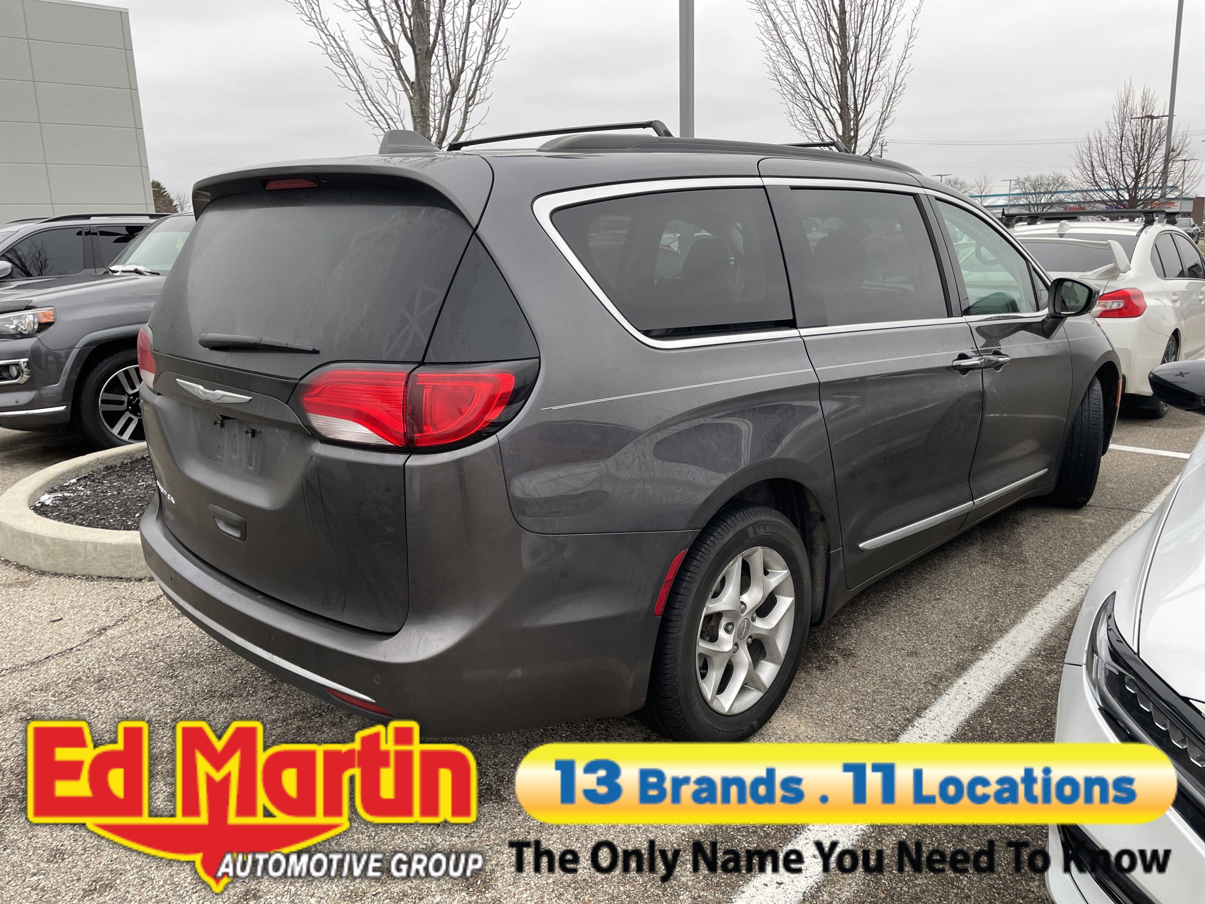 2017 Chrysler Pacifica Touring-L
