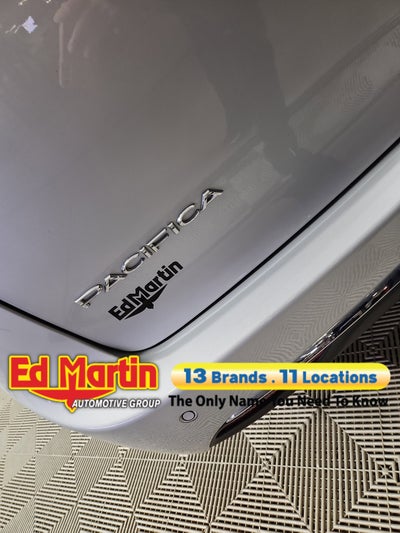 2023 Chrysler Pacifica Touring