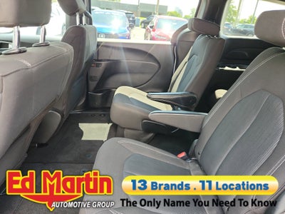 2023 Chrysler Pacifica Touring