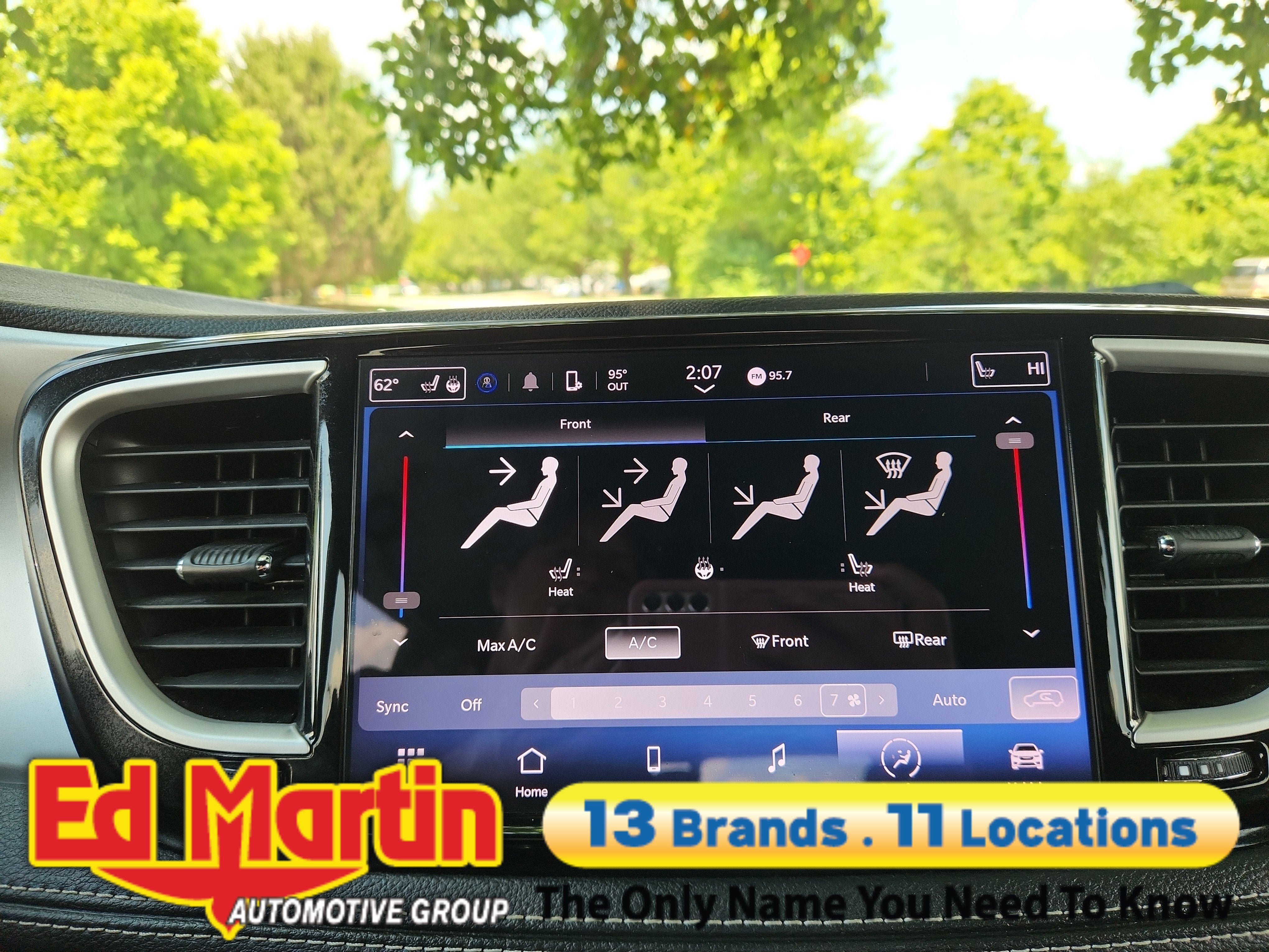 2023 Chrysler Pacifica Touring