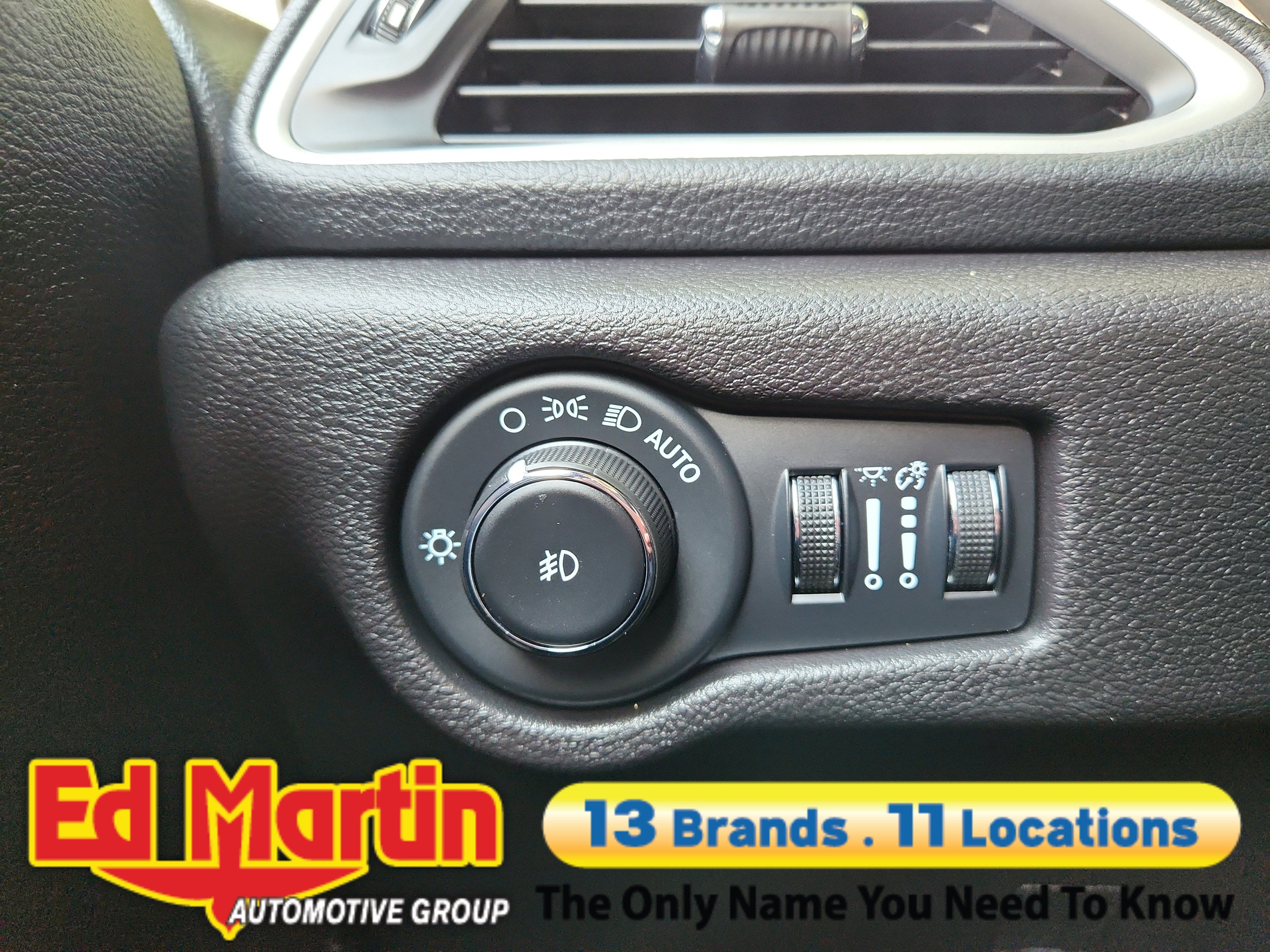 2023 Chrysler Pacifica Touring