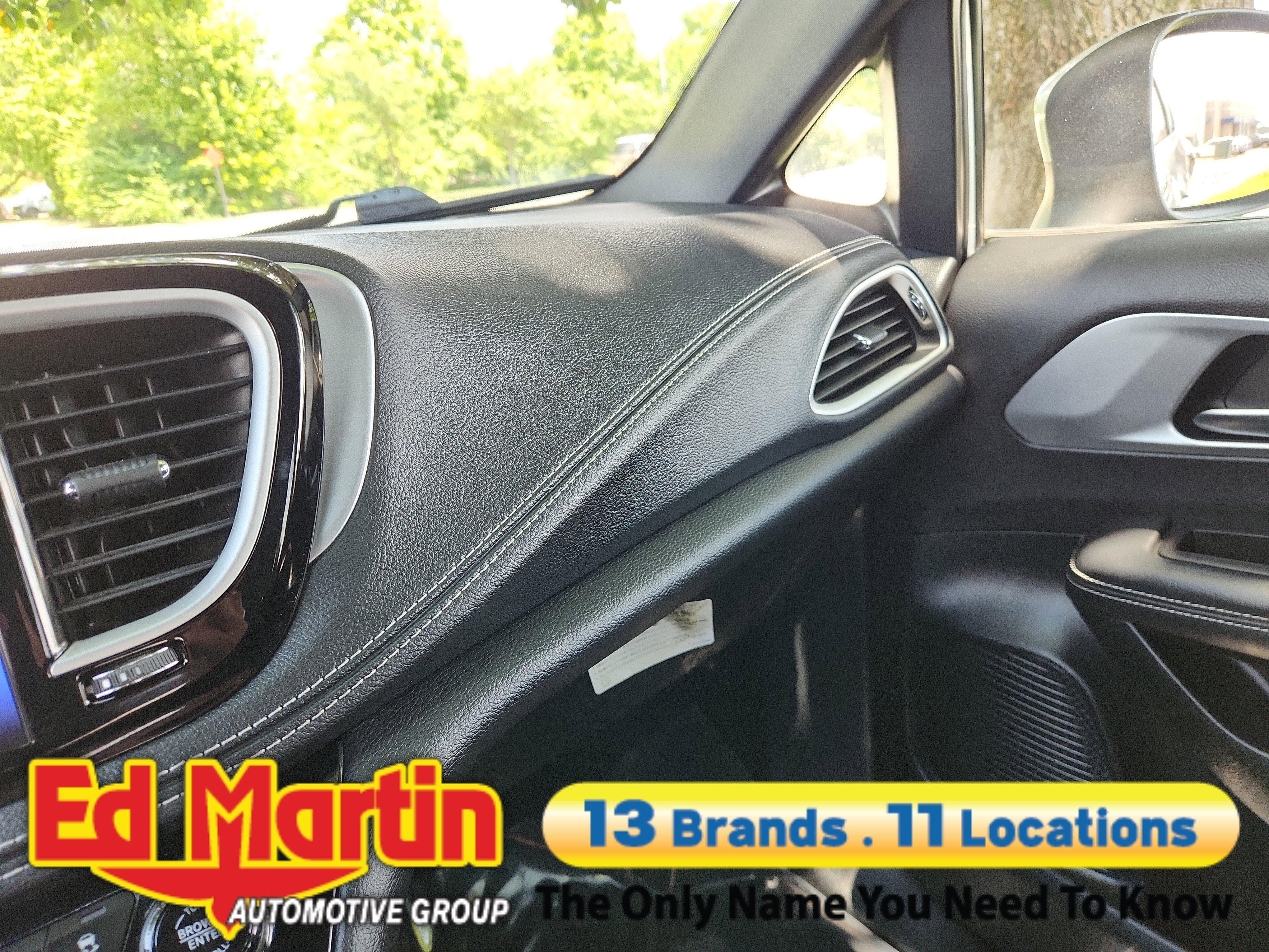 2023 Chrysler Pacifica Touring