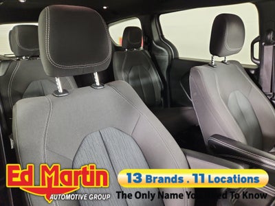 2023 Chrysler Pacifica Touring