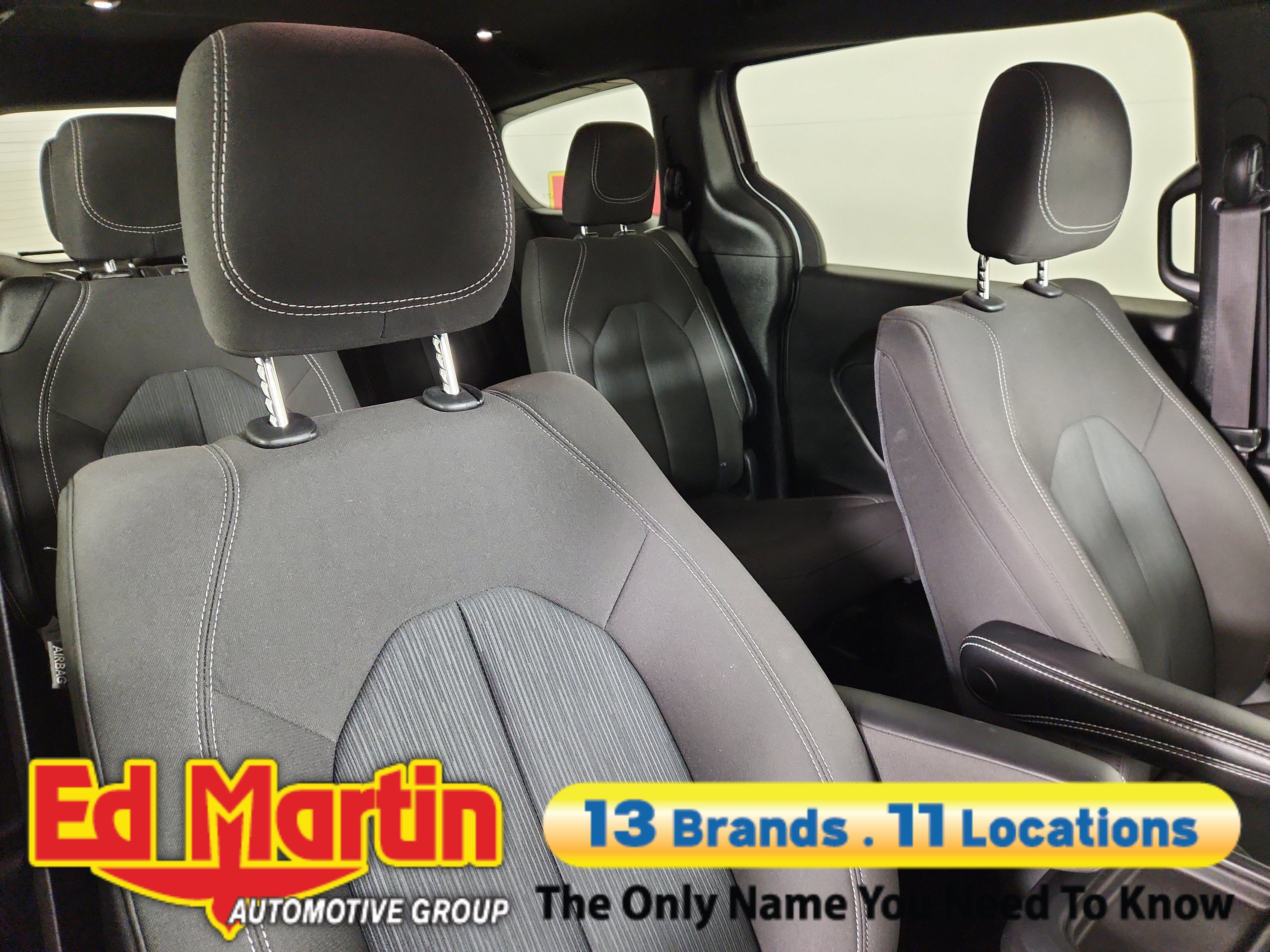 2023 Chrysler Pacifica Touring