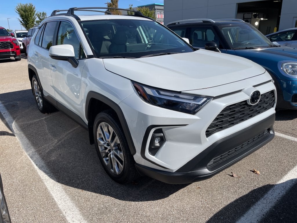 2025 Toyota RAV4 XLE Premium