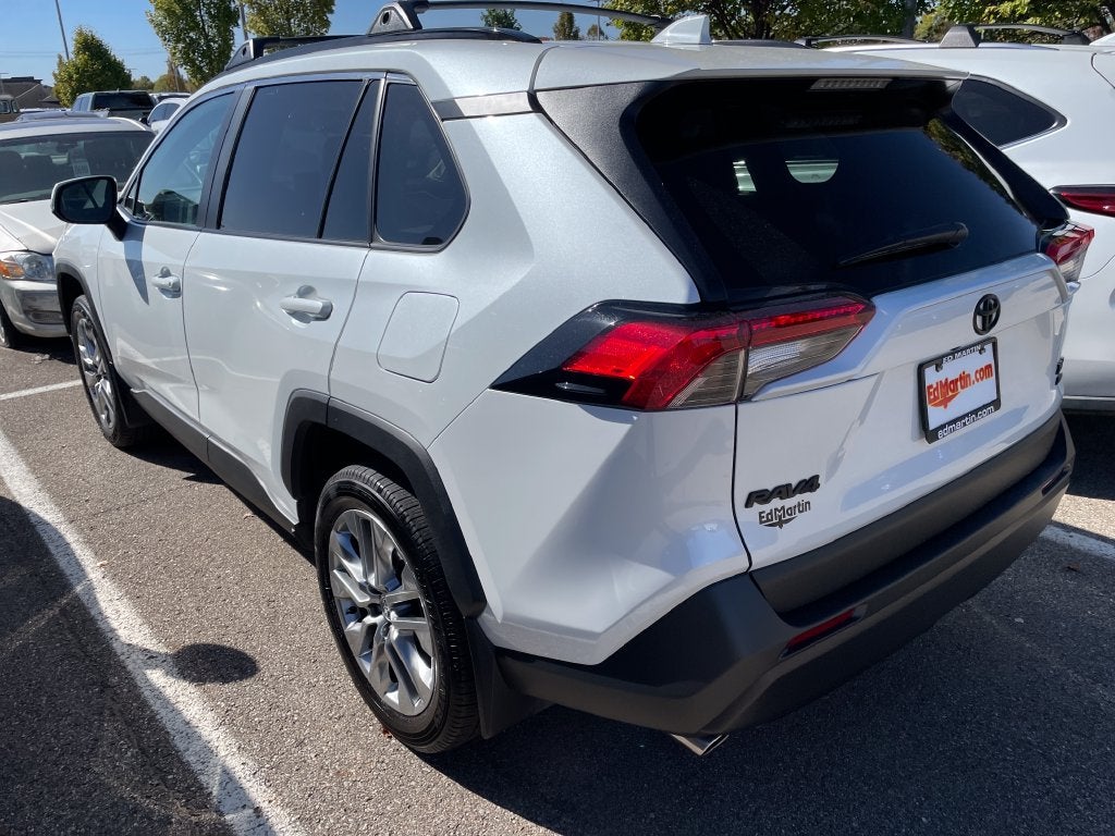 2025 Toyota RAV4 XLE Premium