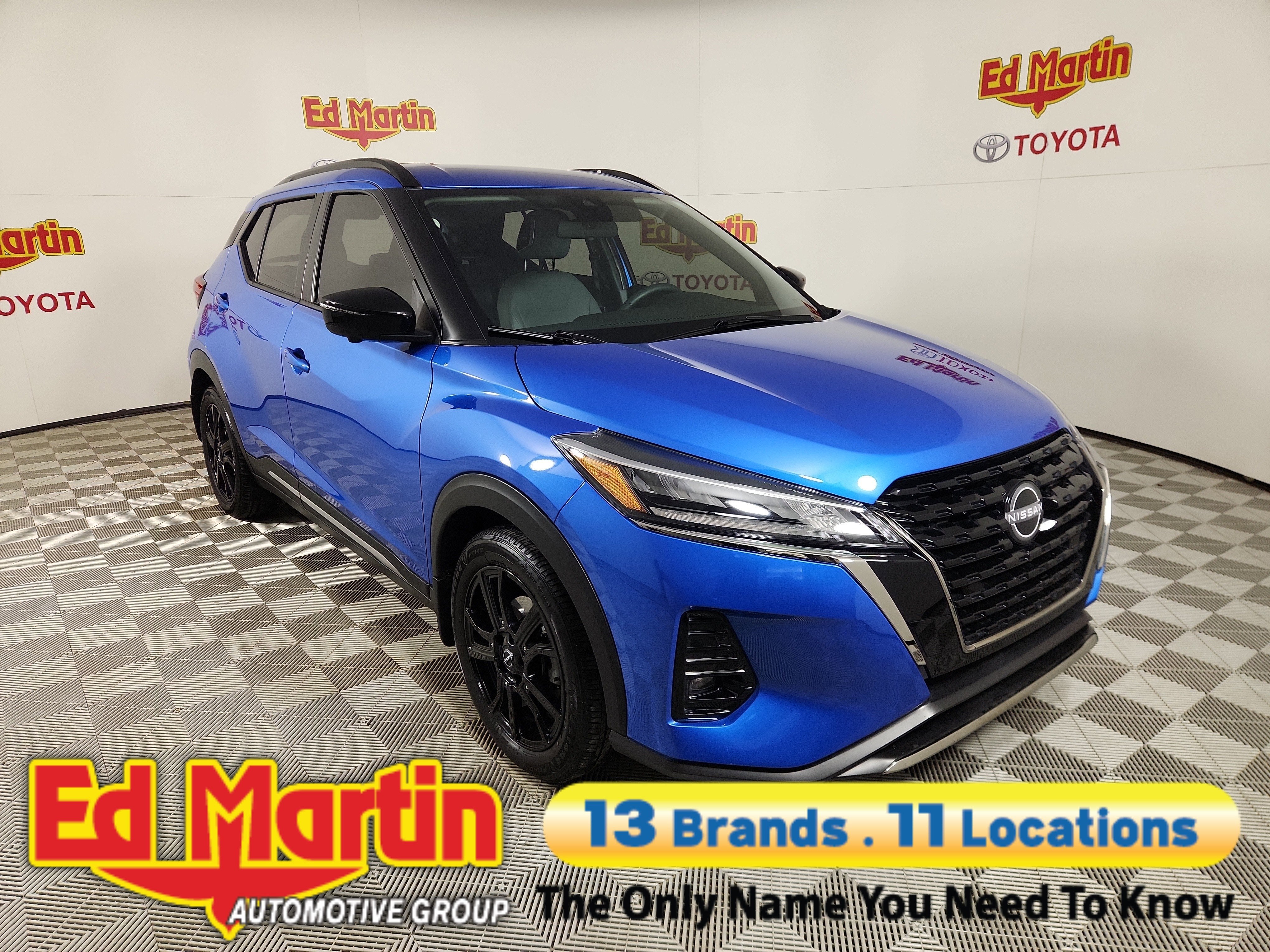 2023 Nissan Kicks SR