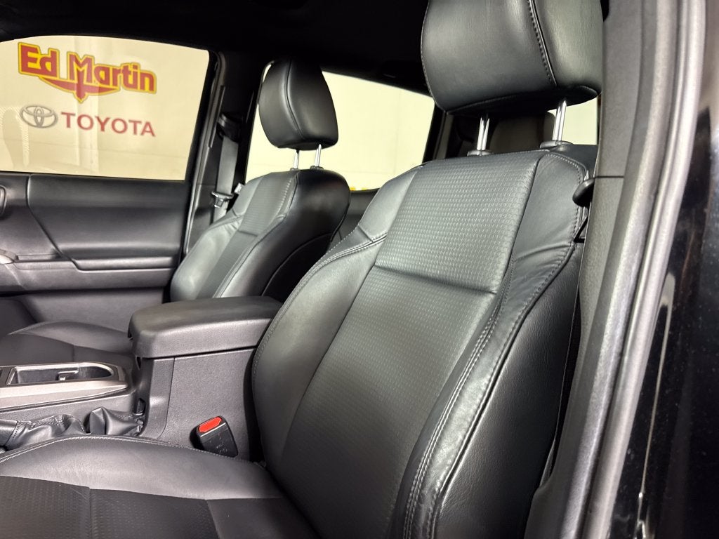 2023 Toyota Tacoma Limited V6